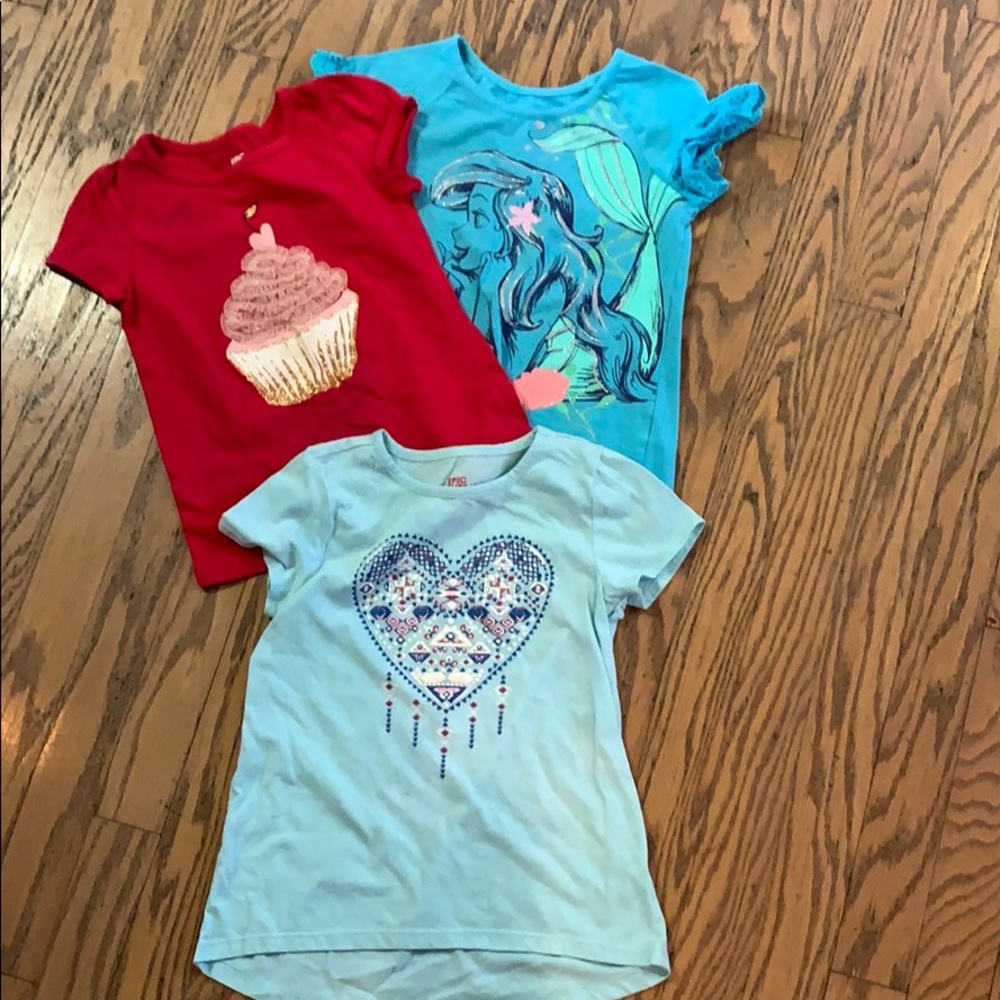 Set of 3 shirts size 6